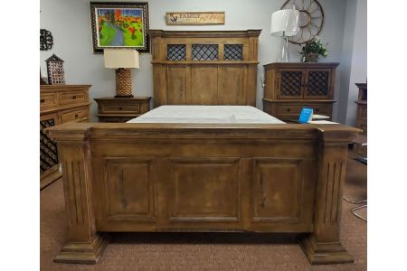 Lone Star Rustic Royal Bed with Headboard, Footboard, and Rails