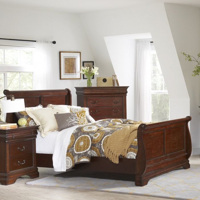Elements Chateau bed with Headboard, Footboard and Rails